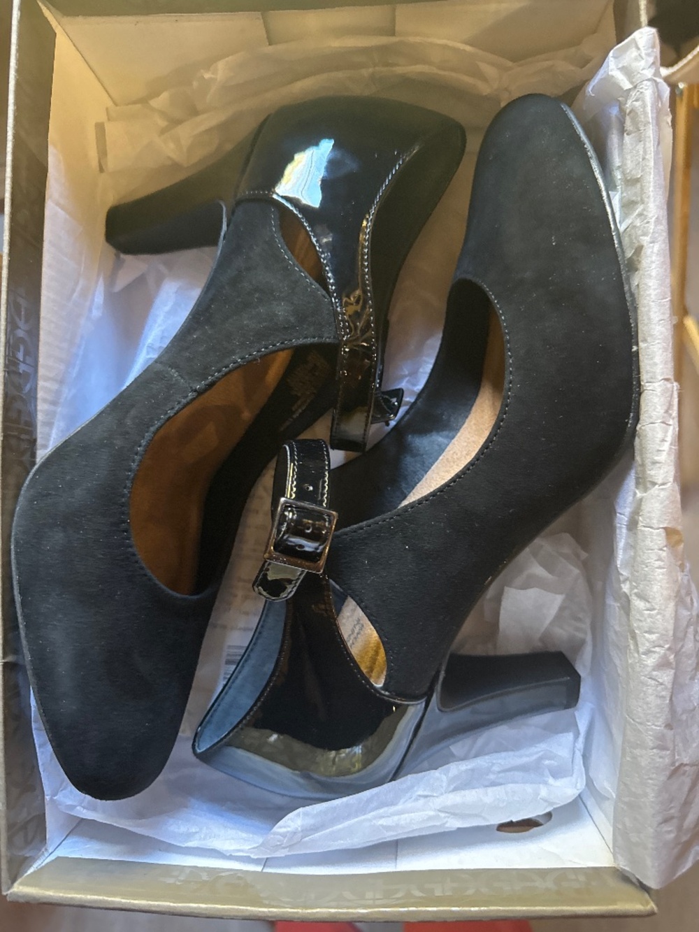 Giani Bernini black suede/patent heels